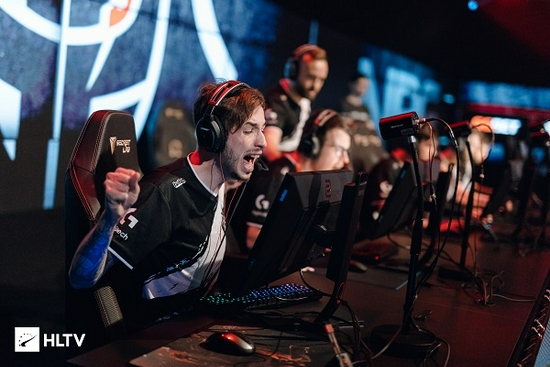 新赛季由阿 新赛季由阿