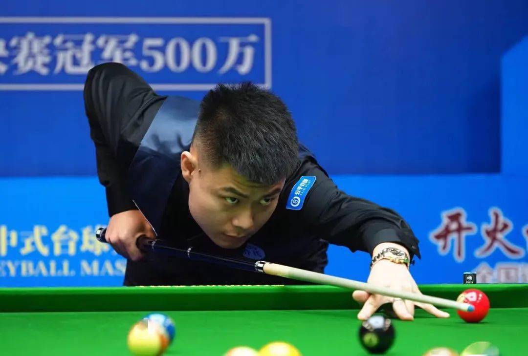 曼城正稳步 曼城正稳步