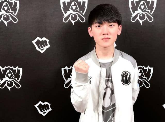 随着新赛季 随着新赛季